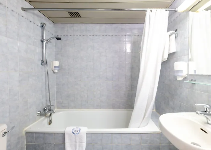 Atrium Zenon Ларнака