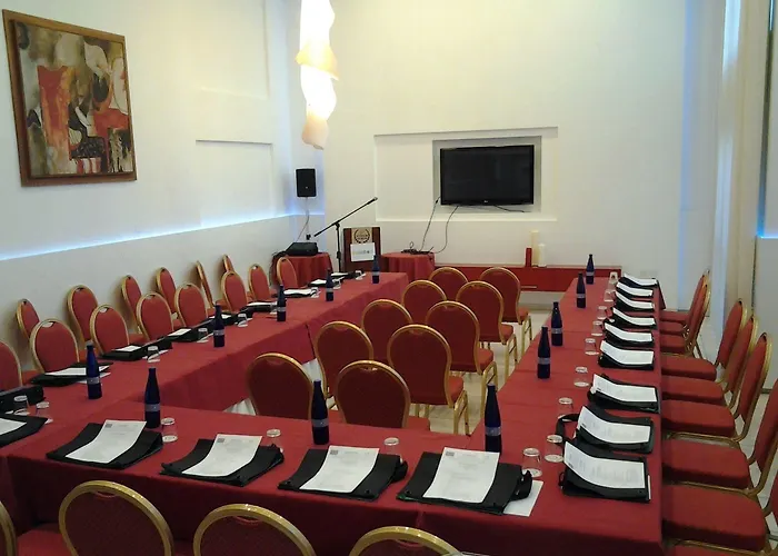 Atrium Zenon Апарт-готель Ларнака