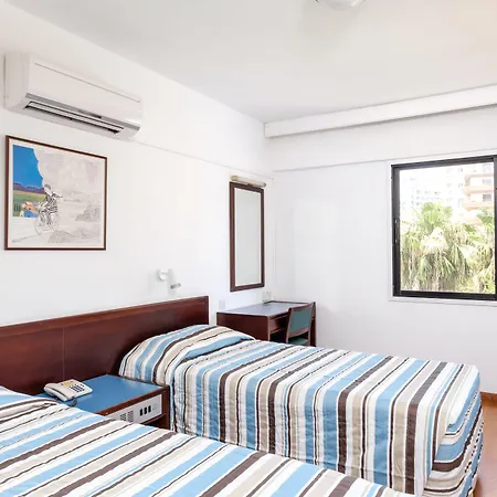 Atrium Zenon Hotel de apartamente Larnaca