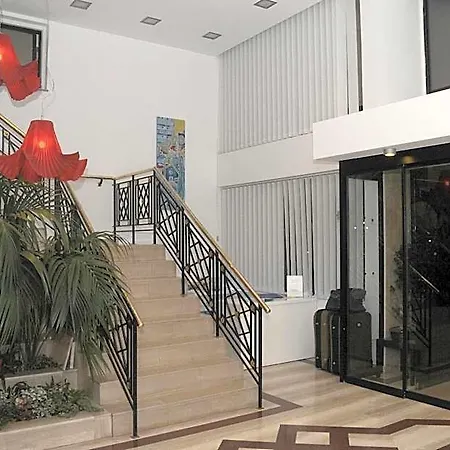 Atrium Zenon 3*
