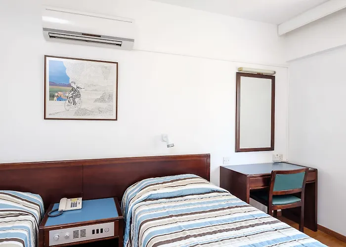 Atrium Zenon Апарт-отель Ларнака