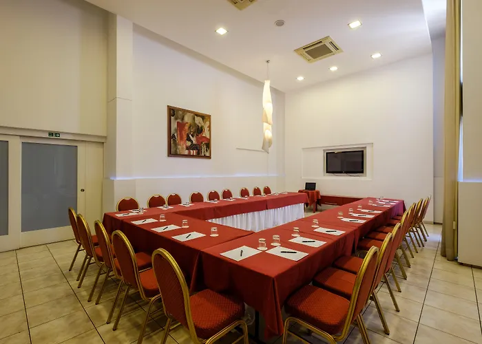 Atrium Zenon Ларнака